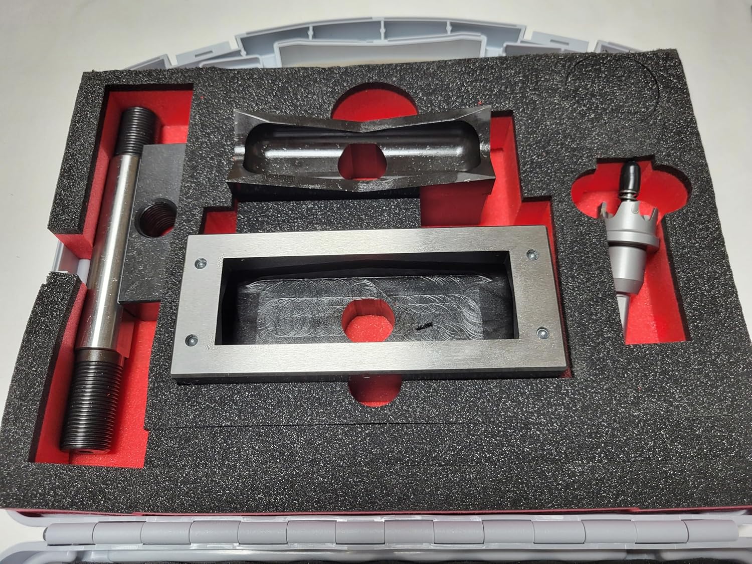 Rix Tools Punch Die Set Review: Expert Verdict & Pros Cons 4 Rix Tools punch die set review performance testing - real-world results with mild steel rectangular punching